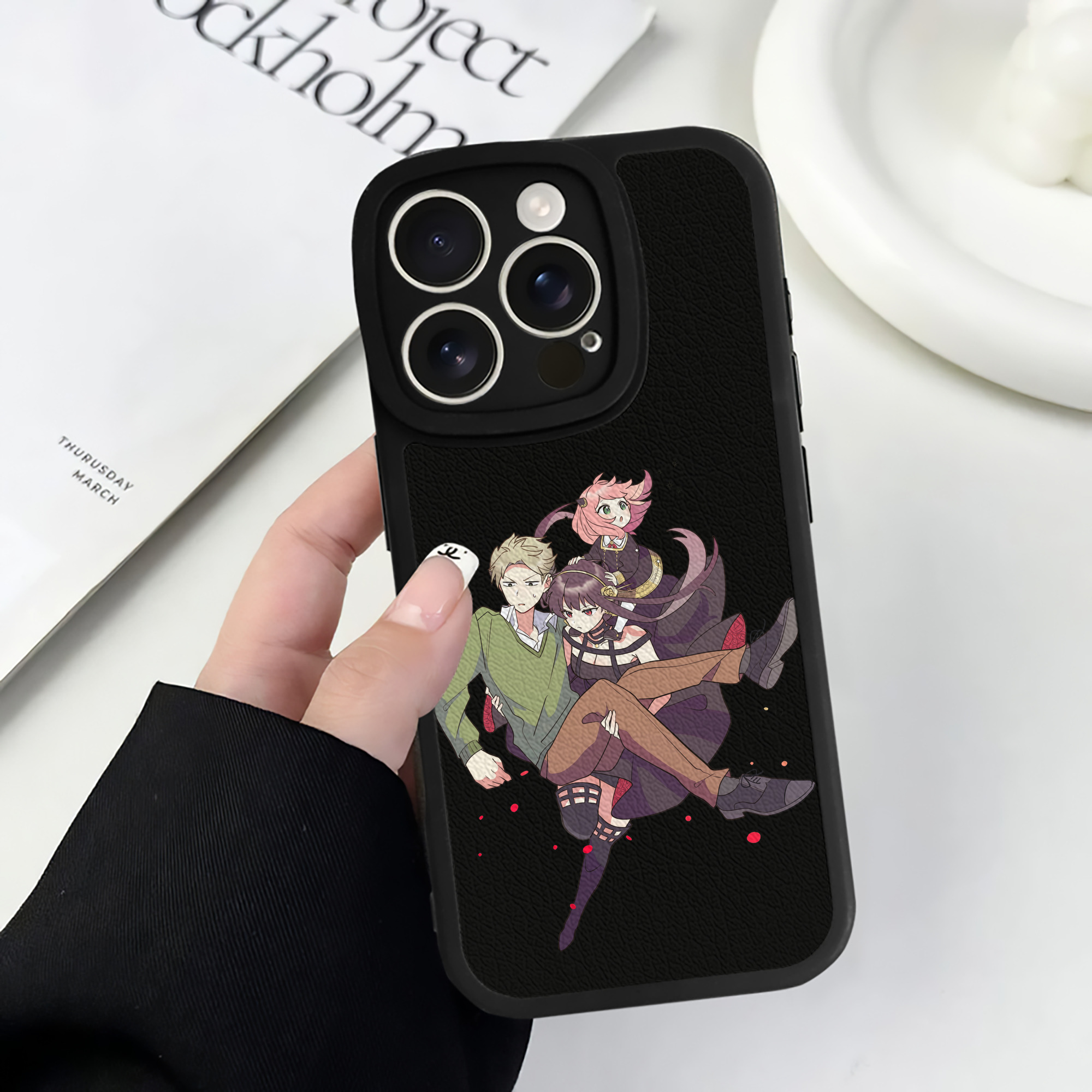 （画像用） SPY×FAMILY间谍家家酒 【iPhone 16シリーズ対応】シリコンスマホケース（レザー調） 材質：シリコン